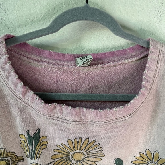 Magnolia Pearl Flight Flowers Frida Nago
Sweatshirt OS - Picture 7 of 9